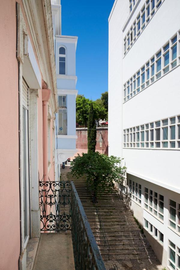 Sunny With Terrace.river View! Appartement